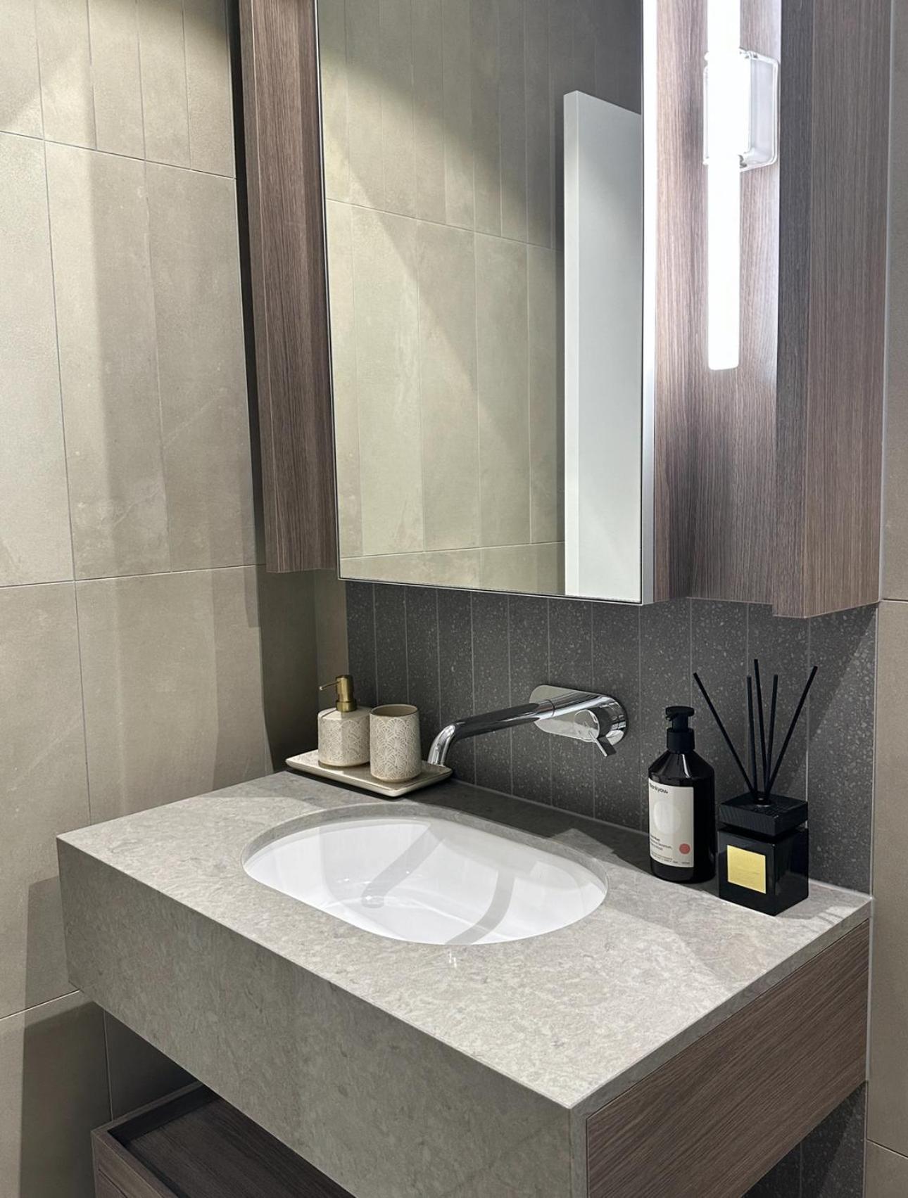 Cbd Luxury 8 Margaret St