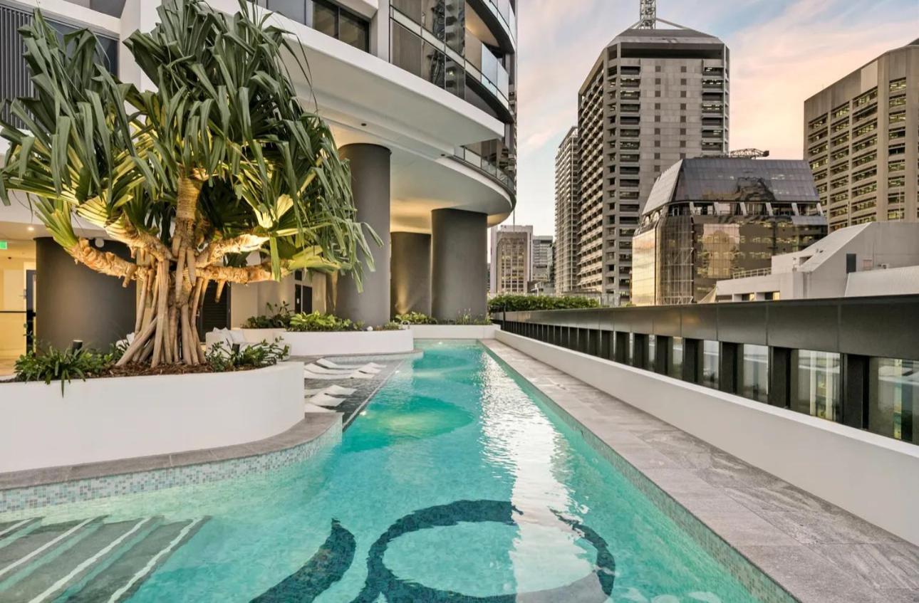 Cbd Luxury 8 Margaret St